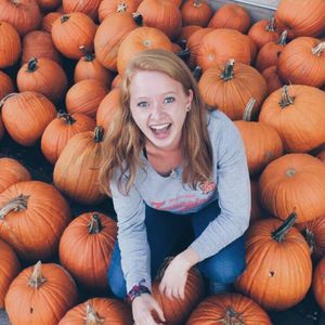 Meet your Posher, Claire